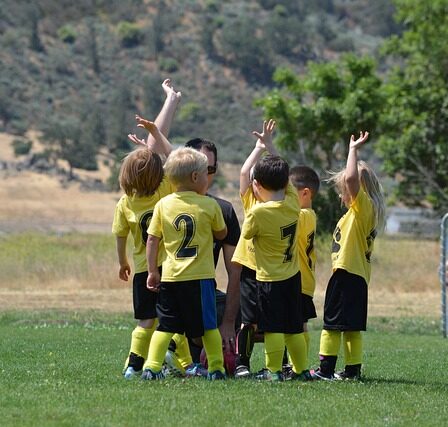 Fra ikoniske mål til legendariske spillere: Fodboldplakater, der får hjertet til at banke