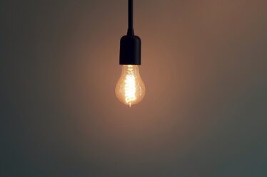 Lampeudtag og smart home: Sådan kan du styre dine lamper med din smartphone