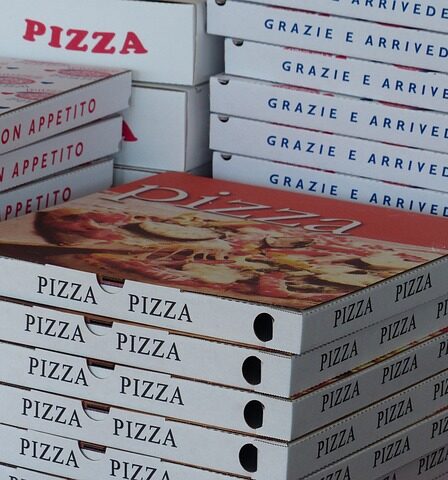 Opskrifter på den bedste hjemmelavede pizzadej, du kan finde, rangeret