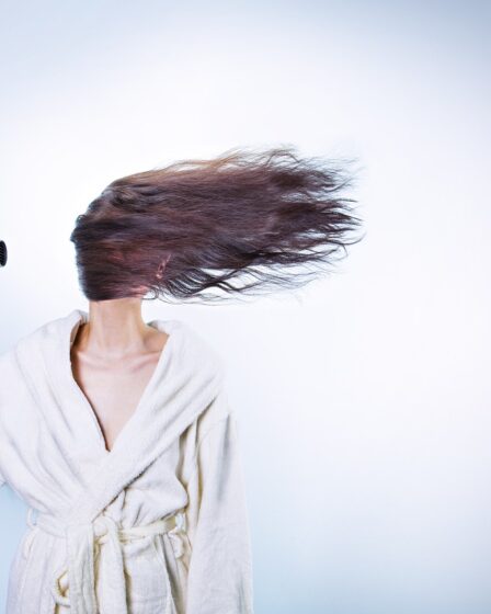 Forstå tør hovedbund - årsager, symptomer og behandlingsmuligheder